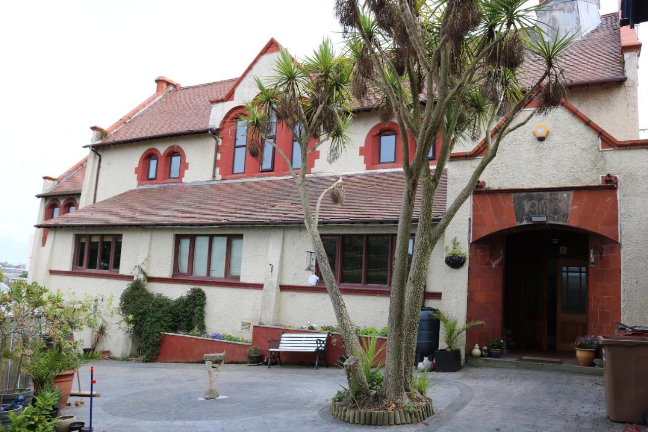 Victoria House Hotel Barrow-in-Furness Ngoại thất bức ảnh